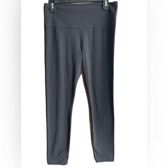 Athleta Elation 7/8 Tight and Athleta Top - Picture 5 of 11